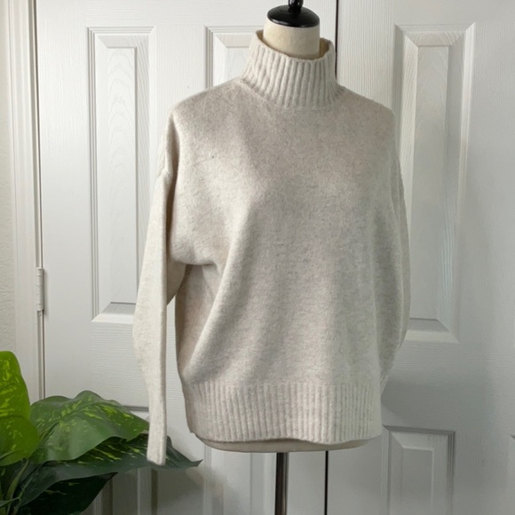 For The Republic Women’s Crew Sweater Wool Blend Size XS - Picture 10 of 12